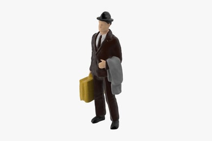 Preview: Miniature Traveler with Suitcase
