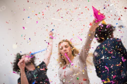 Preview: confetti party