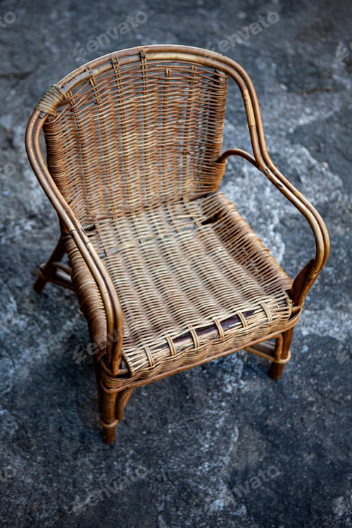 Preview: A vintage seat to rest