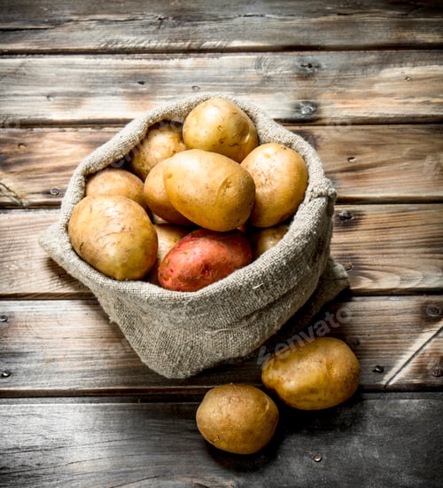 Preview: Potatoes in the sack.