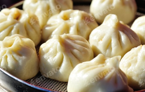 Preview: Chinese food steamed buns in a container