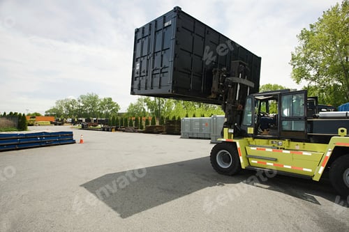 Preview: Forklift truck with cargo container