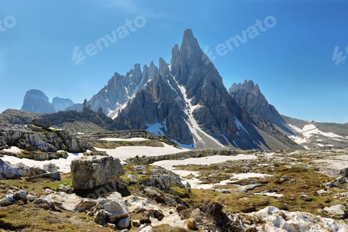 Preview: Great view of mountain range in National Park Tre Cime di Lavaredo. Dolomites, Italy