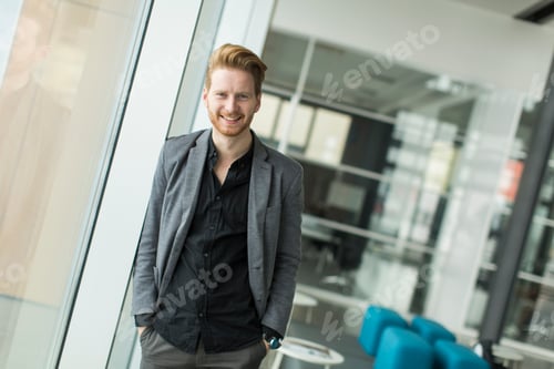 Preview: Young man in the office