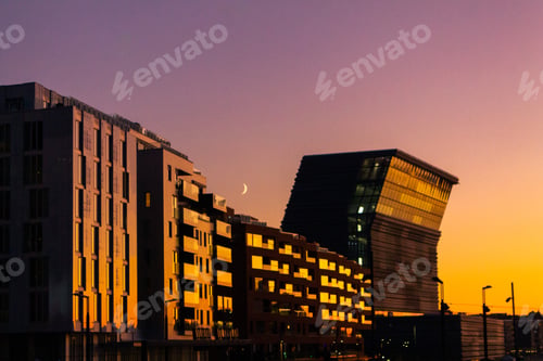 Preview: Beautiful building at sunset in Oslo city