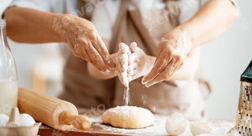 Preview: Hands preparing dough