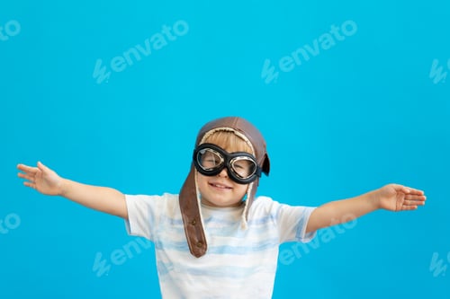 Preview: Young Child Wearing Aviator Hat and Goggles