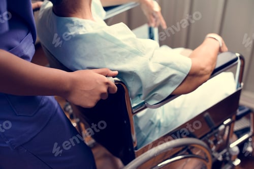 Preview: An old patient at a hospital