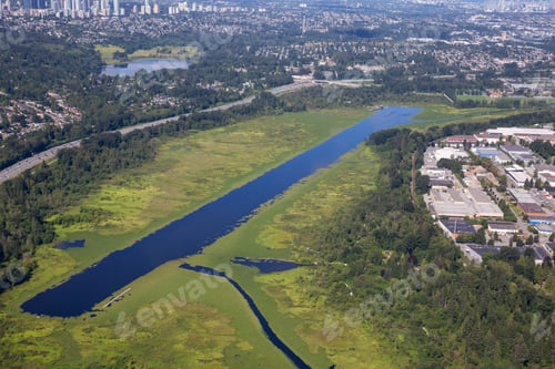 Visualização: Vista aérea do Lago Burnaby