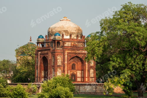 Preview: Mughal architecture inspiring awe in Delhi, India, at the Tomb of Ghiyasuddin Tughlaq