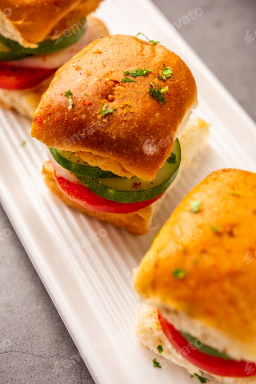 Preview: Mumbai style pav sandwich or leftover paav used for veg burger