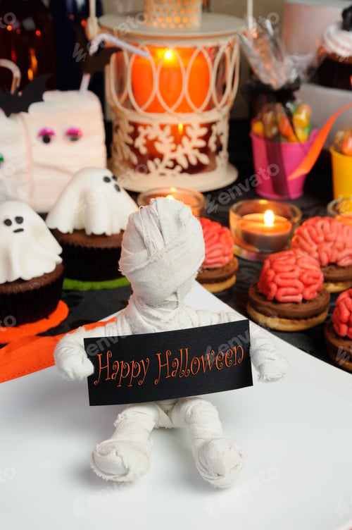 Preview: Sweets for Halloween