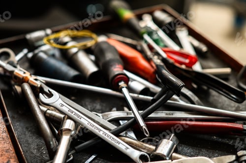 Preview: Set of mechanic tools on metal tray