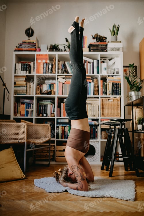 Preview: Headstand