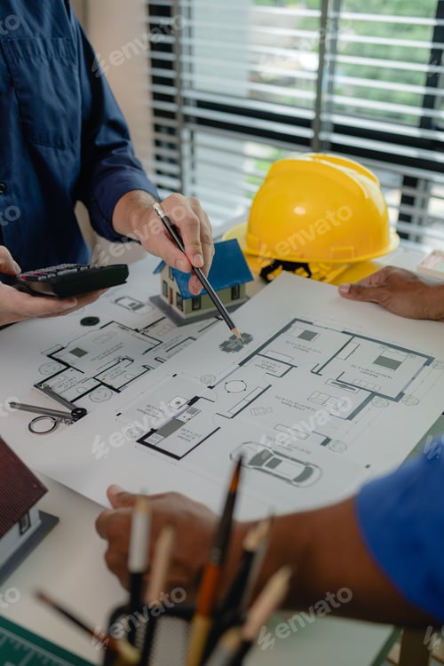 Preview: an architect and an engineer are discussing about big projects that they have to take responsibility
