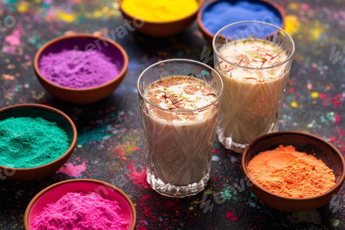 Preview: Traditional Indian drink thandai with saffron