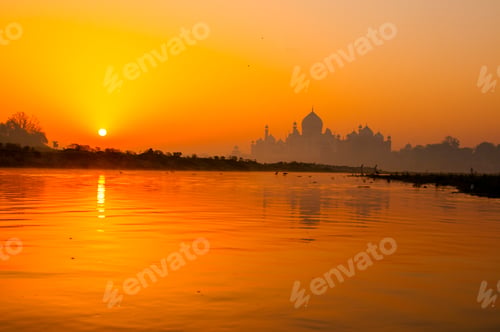 Preview: Taj Mahal at sunrise on the Yamuna River
