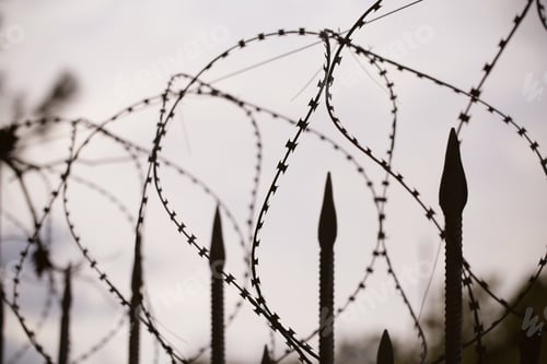 Preview: The Wire Is Pulled On The Fence Closed Area