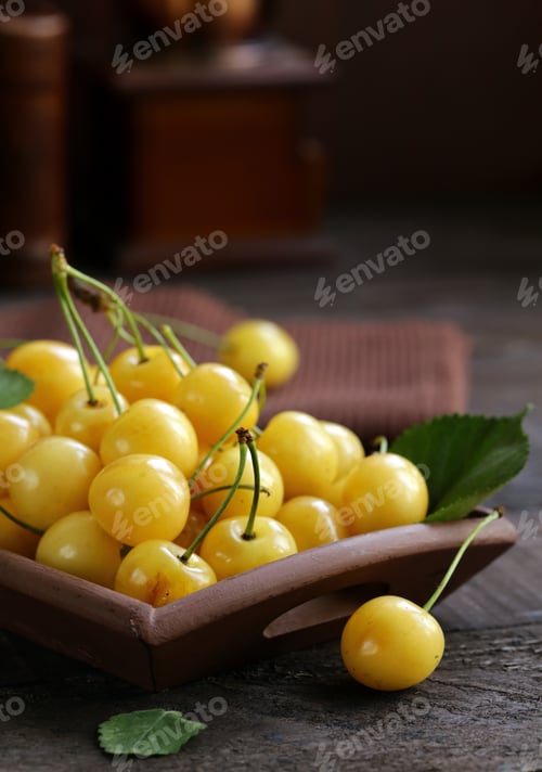 Preview: Yellow Cherry