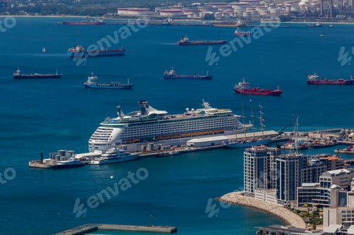 Preview: Aerial view of the city center of Gibraltar. view from the nature reserve "Upper Rock"