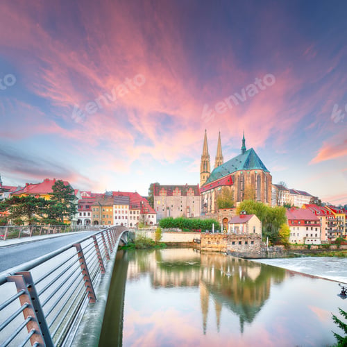 Preview: Colorful autumn cityscape of Gorlitz with parish church of St. Peter and Paul.