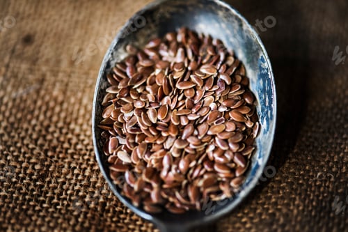 Preview: Flex seeds in spoon and sackcloth textured