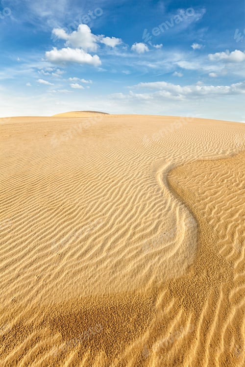 Preview: White sand dunes on sunrise