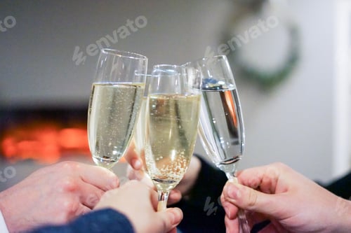 Visualização: Feliz Ano Novo! Brinde. Champanhe.