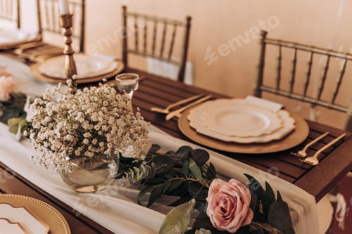 Preview: Formal Table scape decor for wedding