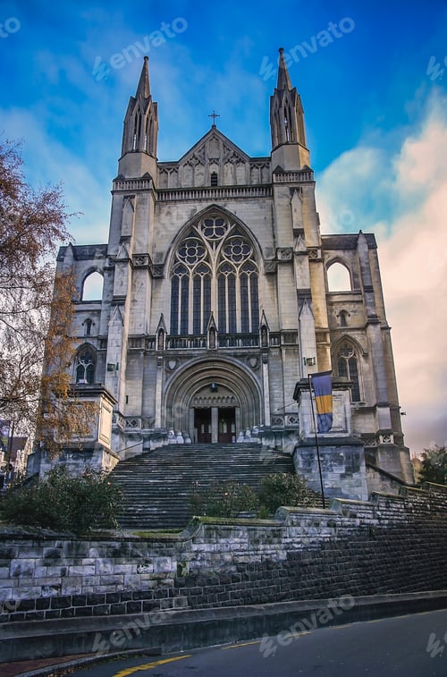 Preview: Stairs and St. Paul Cathedral in Dunedin
