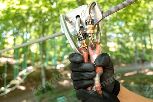 Preview: Heavy-duty zip line pulley and slider