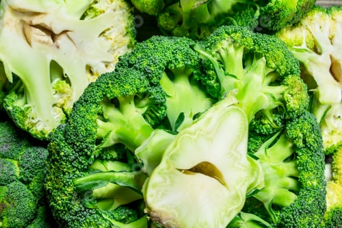 Preview: Fresh green broccoli.