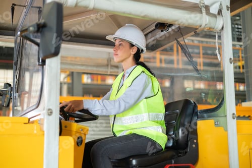 Preview: Warehouse Worker Operating Electric Tugger