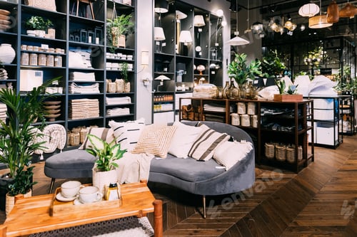 Preview: Home accessories and household products in store of shopping centre. View of home accessories for