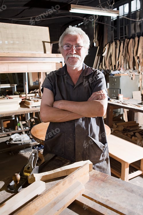 Preview: Carpenter in workshop