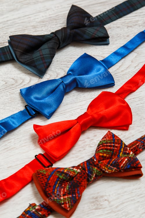 Preview: Different bow ties