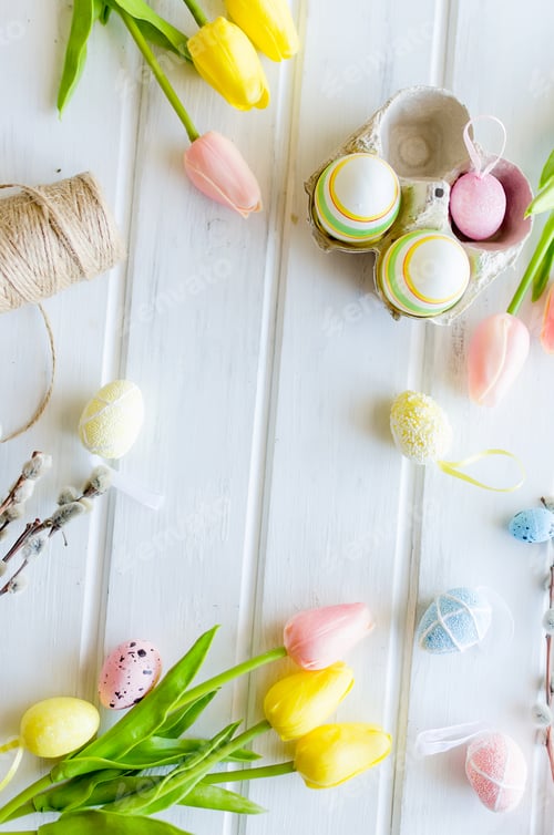 Preview: easter event composition with sweets, flowers and decor