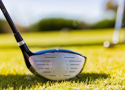 Preview: Shallow focus of a golf club in a course