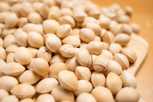 Preview: Fresh ginkgo seed nut close up