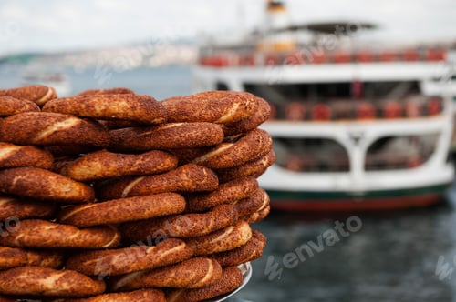 Preview: Lot of Turkish traditional simit bagel in Istanbul