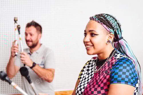 Preview: Girl with alternative style smiling in a batucada class