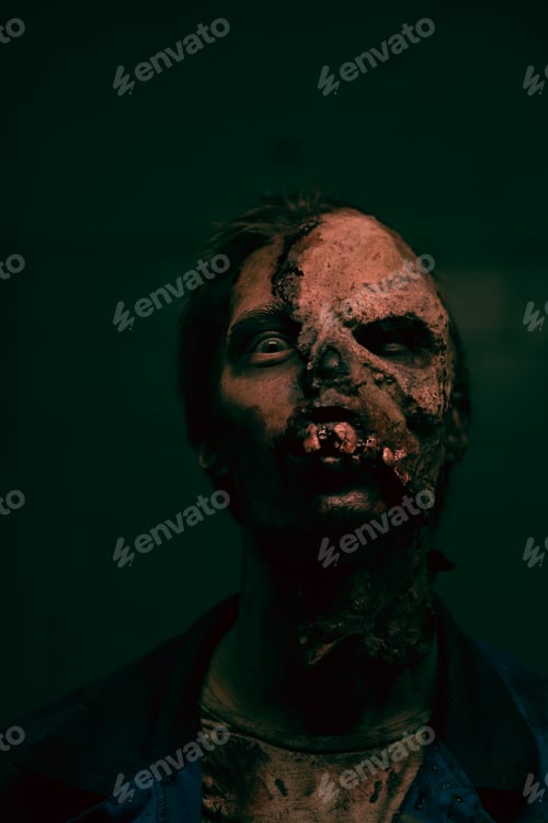 Preview: Zombie in Dark Close Up