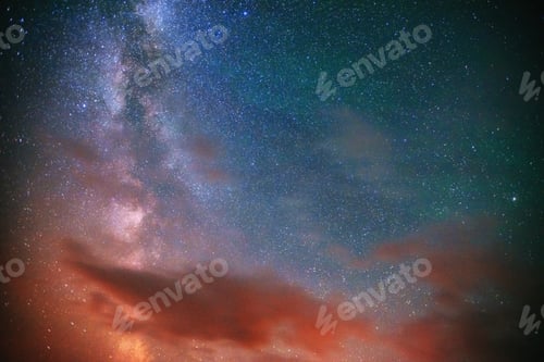 Preview: fantastic meteor shower and the snow-capped mountains