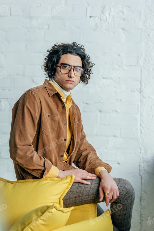 Preview: Portrait of male fashion model with eyeglasses