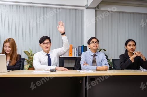 Preview: Group of multiethnic businessmen