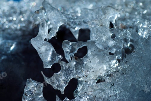 Preview: Ice melting at the end of winter on the Ladakh