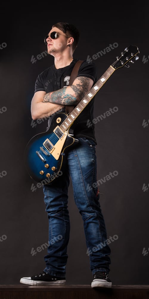 Preview: Lead guitarist.