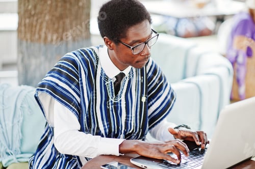 Preview: African man in traditional clothes