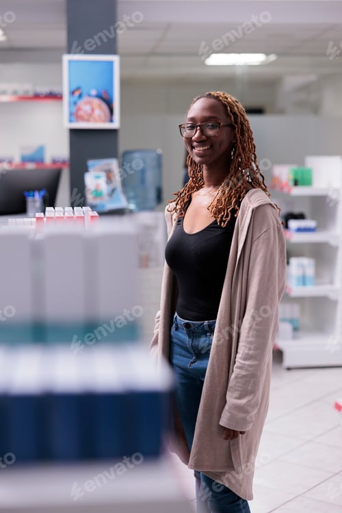 Preview: Smiling client buying supplements and vitamin for healthy immune system