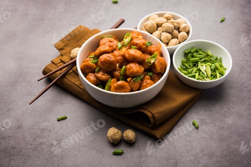 Preview: Glycine max Chunks or Soya Chunk Manchurian dry or with Gravy